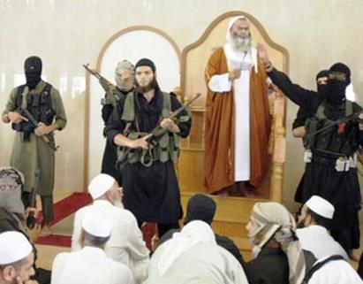 أفراد من جماعة (جند انصار الله ) المؤيدة لـ (القاعدة) في غزة